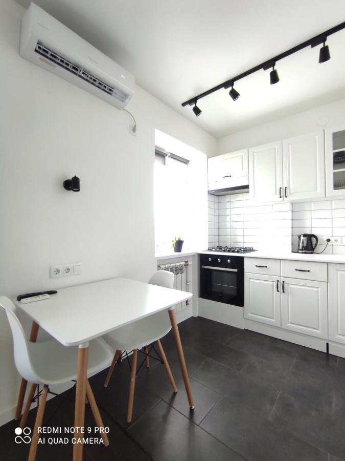 White Apartment Poltava Exterior photo